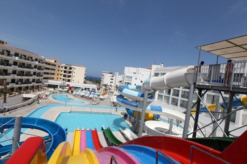 Anastasia Splash Residences プロタラス エクステリア 写真